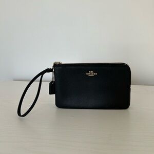 coach polished pebble black leather wristlet